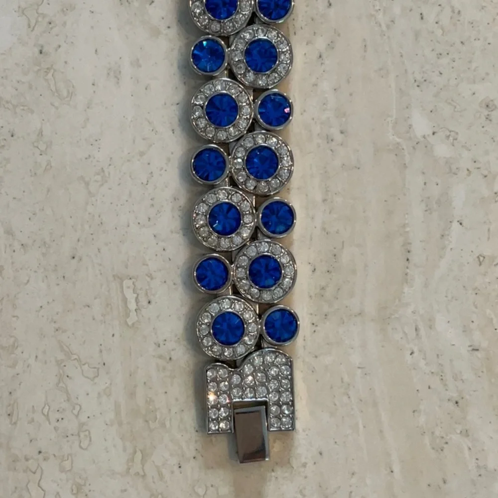 Swarovski Crystal Watch Suzanne Somers Simulated Diamonds & Sapphires Vintage